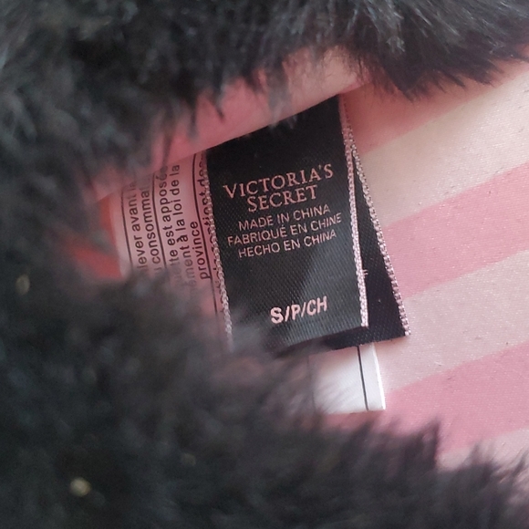 Victoria Secret Slippers - Picture 2 of 5